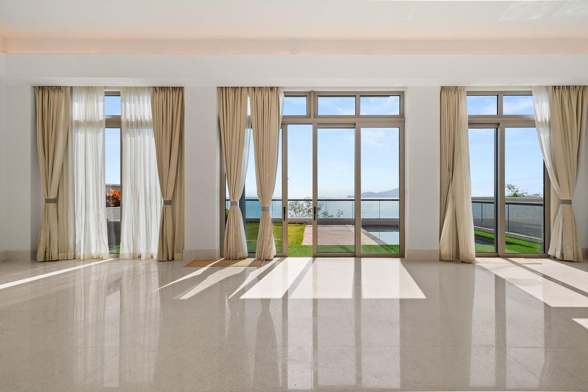 https://img.propertyraptor.com/cdn-cgi/imagedelivery/KD5bF_AFL0JDTbKLWF7z9g/ap8/ap8_001/hornet/prp/img/60cb7a4573ebf4759f9ae6f6ca1a1242-wtm.jpg/public
