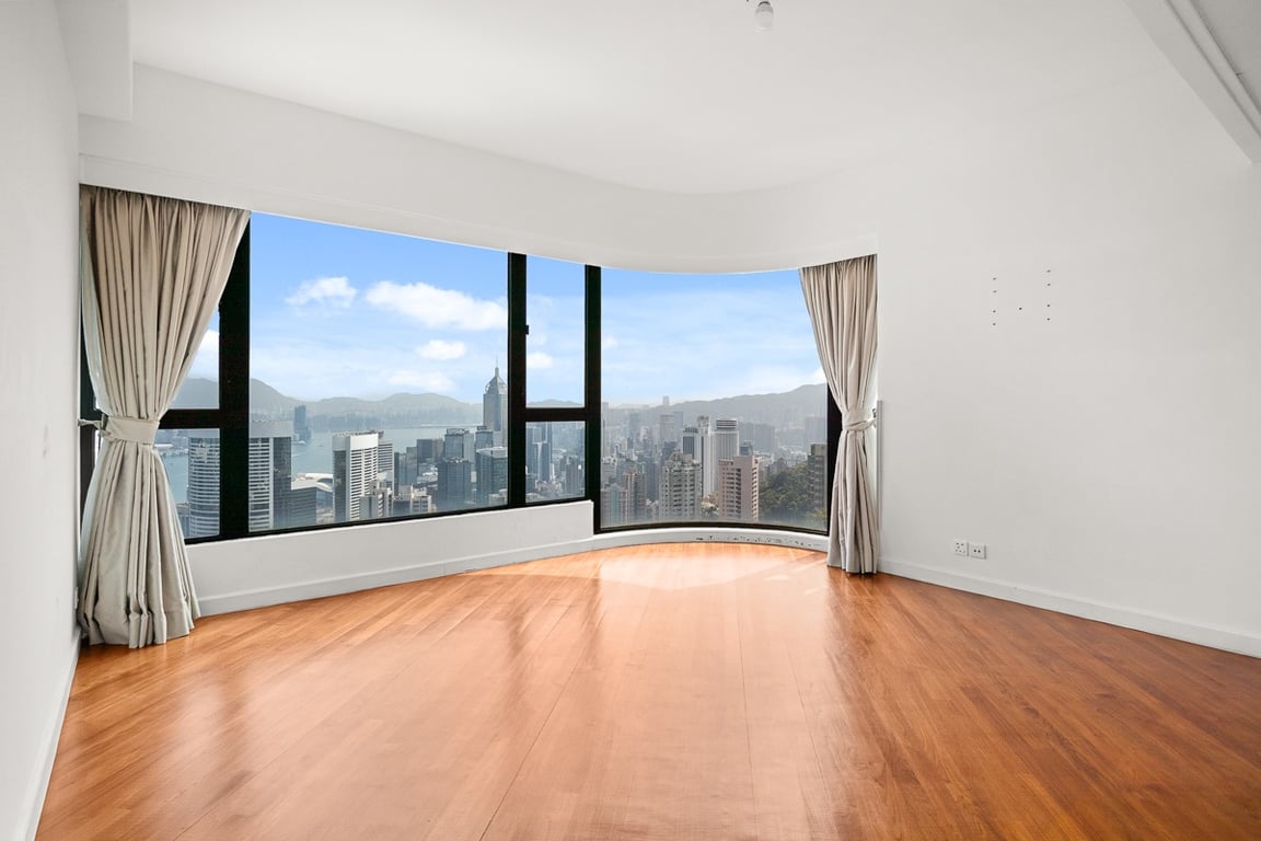https://img.propertyraptor.com/cdn-cgi/imagedelivery/KD5bF_AFL0JDTbKLWF7z9g/ap8/ap8_001/hornet/prp/img/60e336d5a783af293a18b6430a29a378-wtm.jpg/public