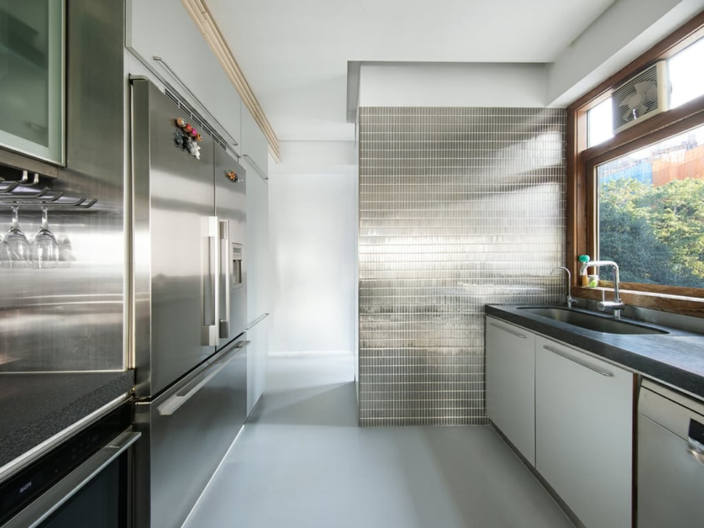 https://img.propertyraptor.com/cdn-cgi/imagedelivery/KD5bF_AFL0JDTbKLWF7z9g/ap8/ap8_001/hornet/prp/img/60f08b1dec78de19f38545d7124a698b.jpg/public