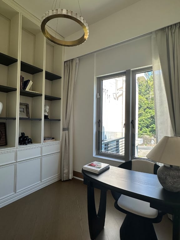 https://img.propertyraptor.com/cdn-cgi/imagedelivery/KD5bF_AFL0JDTbKLWF7z9g/ap8/ap8_001/hornet/prp/img/613f824879a527d041990e3ee41dd945-wtm.jpg/public