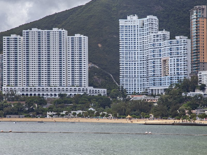 https://img.propertyraptor.com/cdn-cgi/imagedelivery/KD5bF_AFL0JDTbKLWF7z9g/ap8/ap8_001/hornet/prp/img/616c6ccec779c450f776b5c58ebe51eb.jpg/public