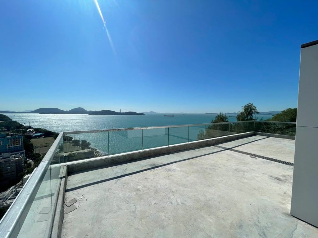 https://img.propertyraptor.com/cdn-cgi/imagedelivery/KD5bF_AFL0JDTbKLWF7z9g/ap8/ap8_001/hornet/prp/img/61999d34208d8d3a653e35bf4894f3d0-wtm.jpg/public
