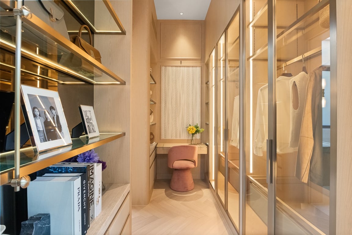 https://img.propertyraptor.com/cdn-cgi/imagedelivery/KD5bF_AFL0JDTbKLWF7z9g/ap8/ap8_001/hornet/prp/img/61ae1c4ef172905af2c93ca9c1f1cfc5-wtm.jpg/public