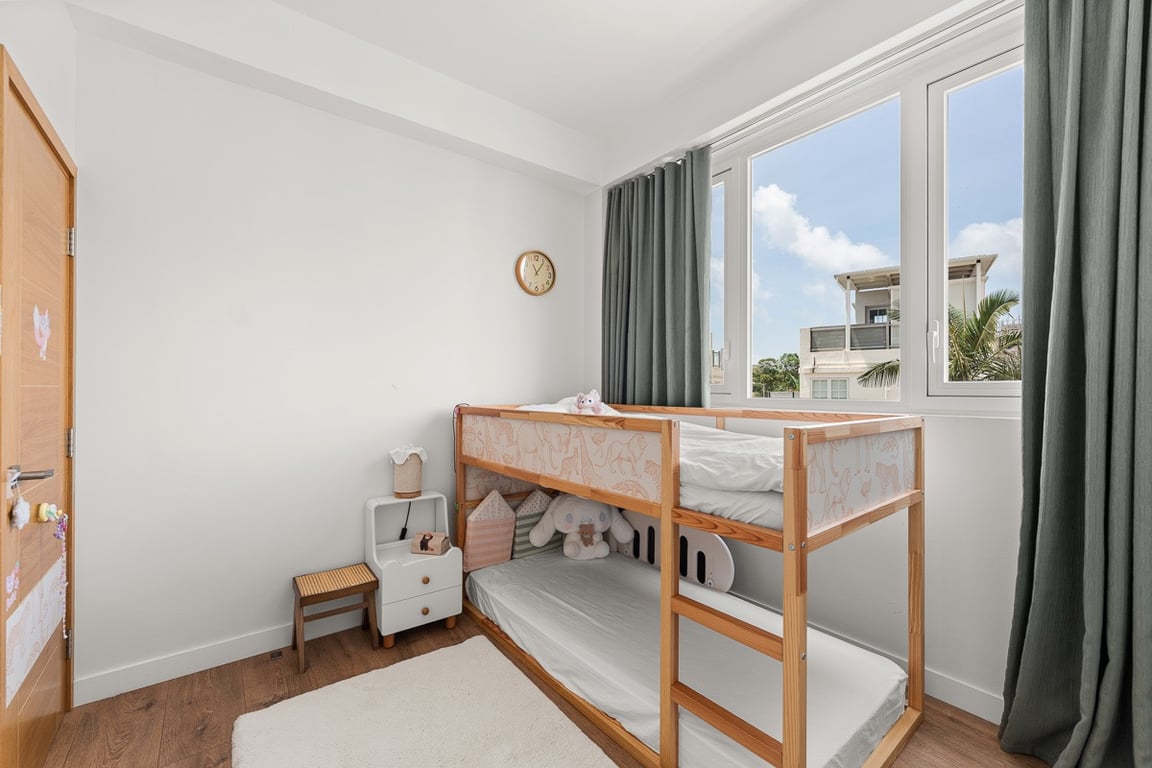 https://img.propertyraptor.com/cdn-cgi/imagedelivery/KD5bF_AFL0JDTbKLWF7z9g/ap8/ap8_001/hornet/prp/img/61b1765f2fc2309e48ca766b159d8b30-wtm.jpg/public