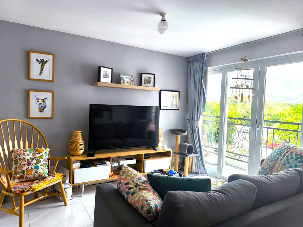 https://img.propertyraptor.com/cdn-cgi/imagedelivery/KD5bF_AFL0JDTbKLWF7z9g/ap8/ap8_001/hornet/prp/img/61dc262c0840ad259fb7068695fd5528-wtm.jpg/public