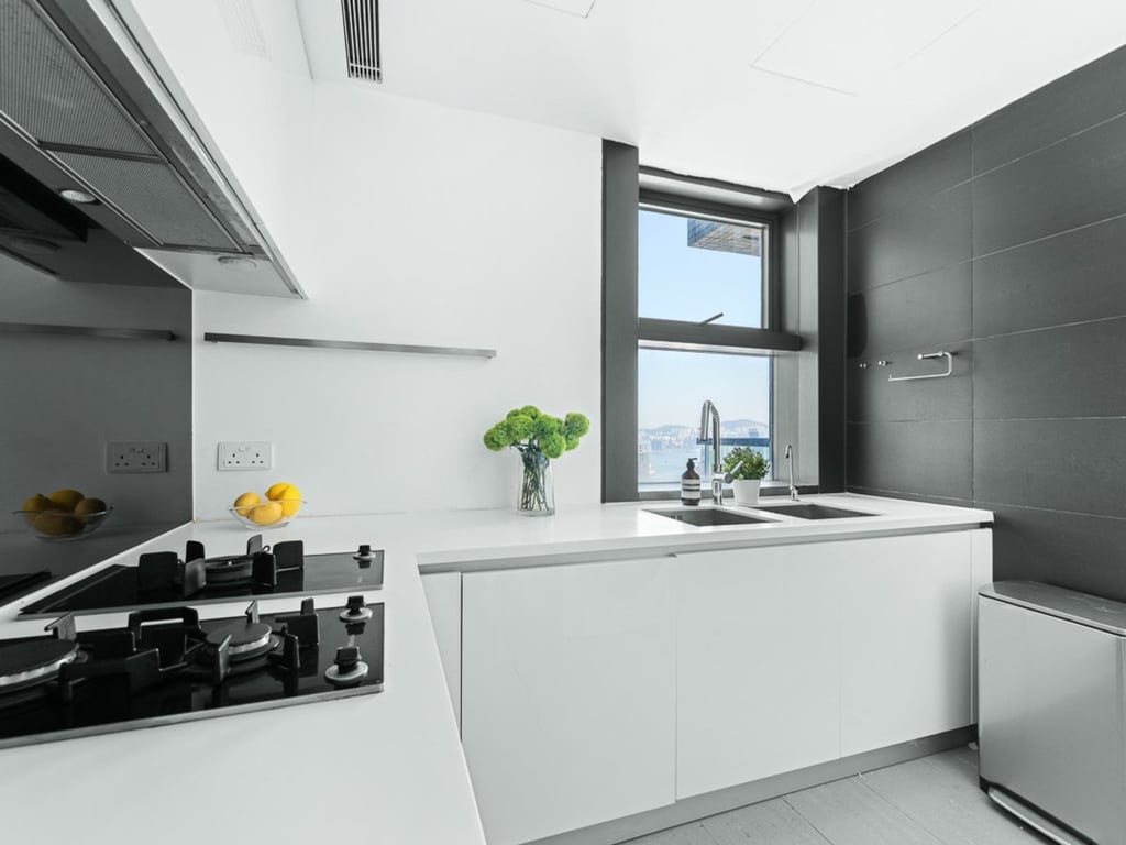 https://img.propertyraptor.com/cdn-cgi/imagedelivery/KD5bF_AFL0JDTbKLWF7z9g/ap8/ap8_001/hornet/prp/img/61e385218ae9accf58f1fc2f62d8df3e-wtm.jpg/public