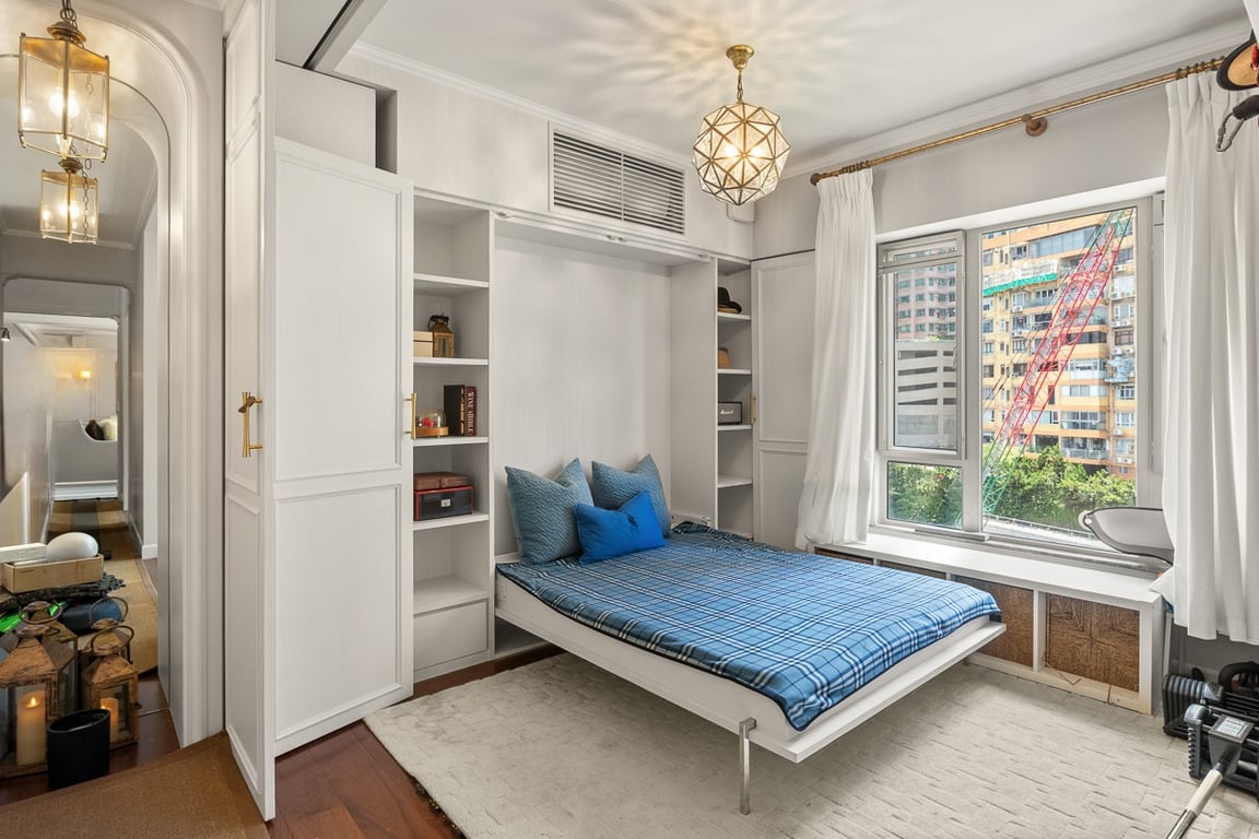 https://img.propertyraptor.com/cdn-cgi/imagedelivery/KD5bF_AFL0JDTbKLWF7z9g/ap8/ap8_001/hornet/prp/img/628d126b29b14a76fd76635c6562d394-wtm.jpg/public
