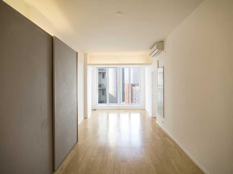 https://img.propertyraptor.com/cdn-cgi/imagedelivery/KD5bF_AFL0JDTbKLWF7z9g/ap8/ap8_001/hornet/prp/img/6338a02fee882b7252e05c1483fdeb9e.jpg/public