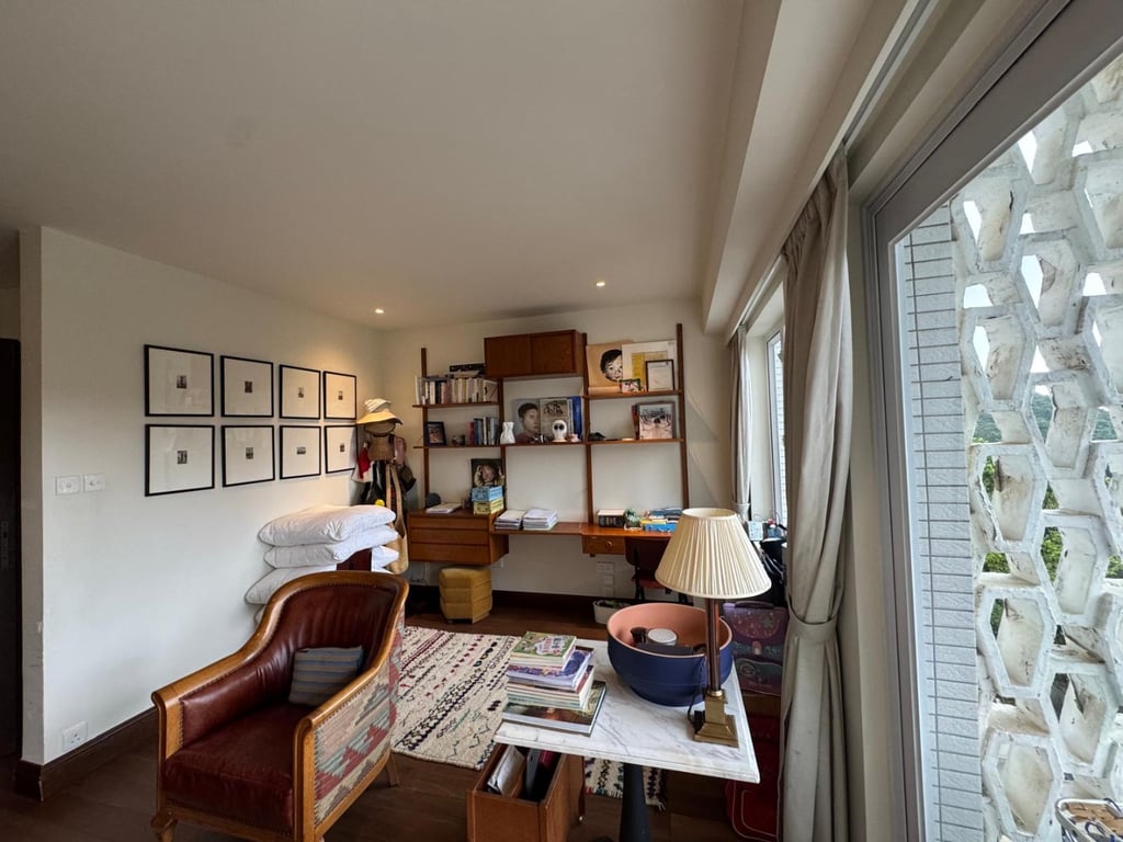 https://img.propertyraptor.com/cdn-cgi/imagedelivery/KD5bF_AFL0JDTbKLWF7z9g/ap8/ap8_001/hornet/prp/img/635be0b6d4c75676e33d2e2f9fa46275-wtm.jpg/public