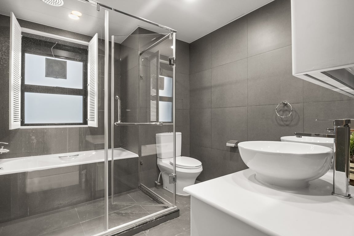 https://img.propertyraptor.com/cdn-cgi/imagedelivery/KD5bF_AFL0JDTbKLWF7z9g/ap8/ap8_001/hornet/prp/img/63642ed4209a81362a817d80a07f45a8-wtm.jpg/public