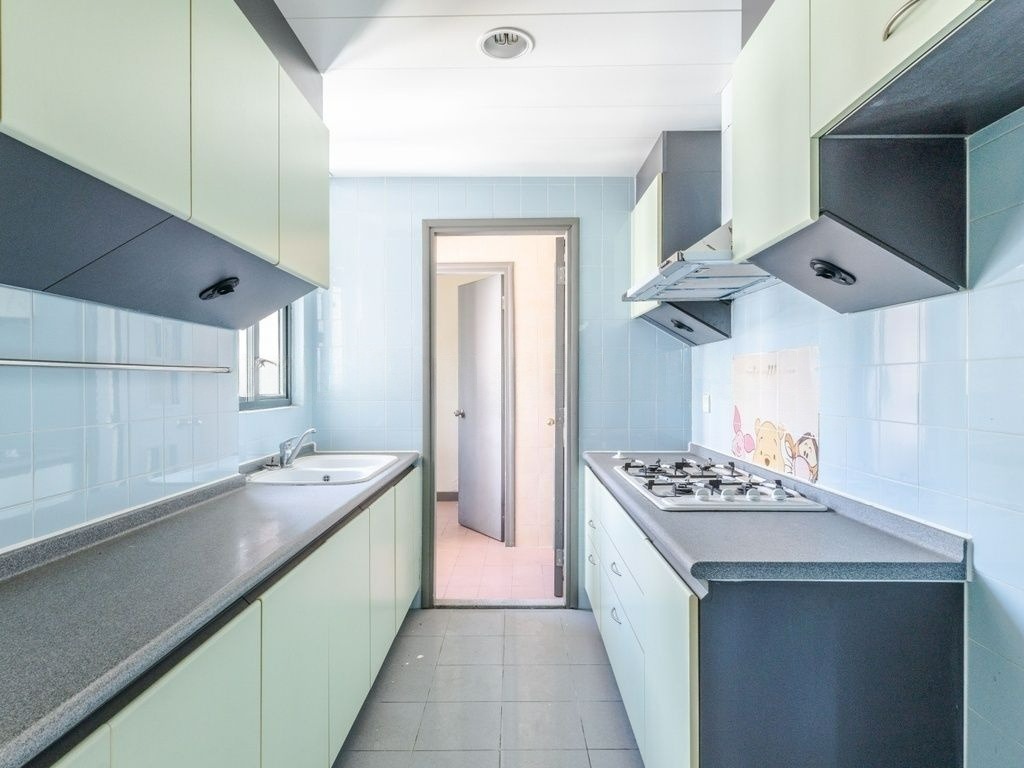 https://img.propertyraptor.com/cdn-cgi/imagedelivery/KD5bF_AFL0JDTbKLWF7z9g/ap8/ap8_001/hornet/prp/img/6407ba26fba08a1ddf7b2a5c72f6974b-wtm.jpg/public