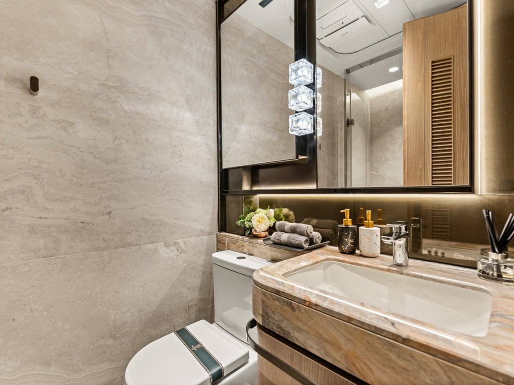 https://img.propertyraptor.com/cdn-cgi/imagedelivery/KD5bF_AFL0JDTbKLWF7z9g/ap8/ap8_001/hornet/prp/img/6441c835f3f78b842eb86cc42eb674f8-wtm.jpg/public