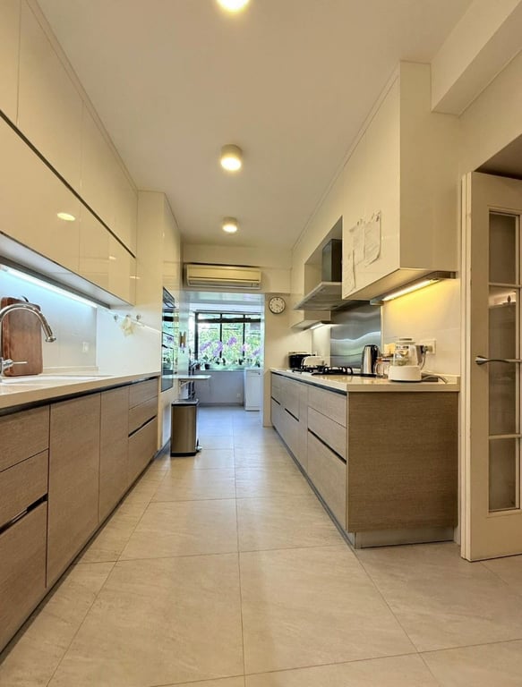 https://img.propertyraptor.com/cdn-cgi/imagedelivery/KD5bF_AFL0JDTbKLWF7z9g/ap8/ap8_001/hornet/prp/img/646476a6b6507a4410fdcf5cc6f1e392-wtm.jpg/public