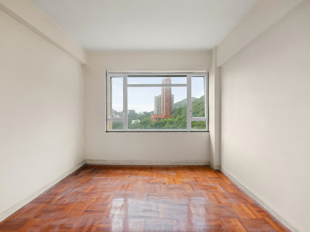 Ridge Court