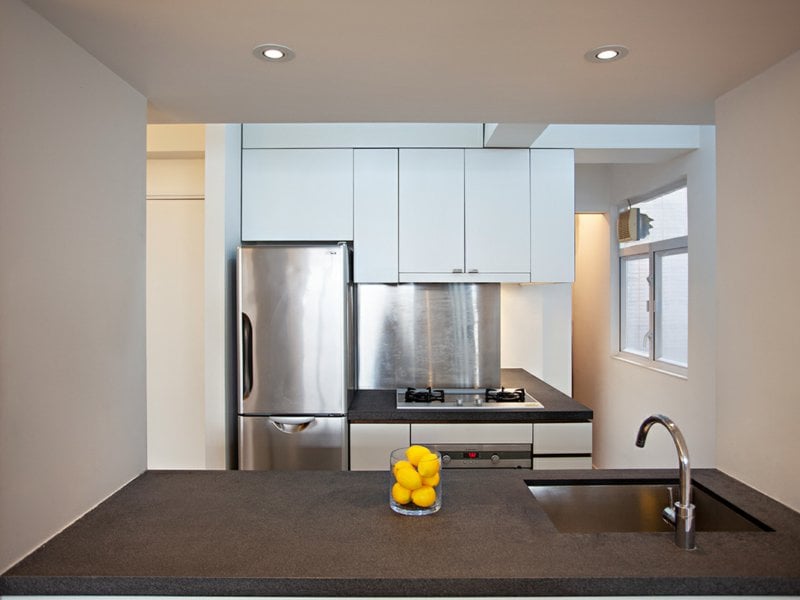 https://img.propertyraptor.com/cdn-cgi/imagedelivery/KD5bF_AFL0JDTbKLWF7z9g/ap8/ap8_001/hornet/prp/img/65404fb2247a42f2ef62b7c392e1526a.jpg/public