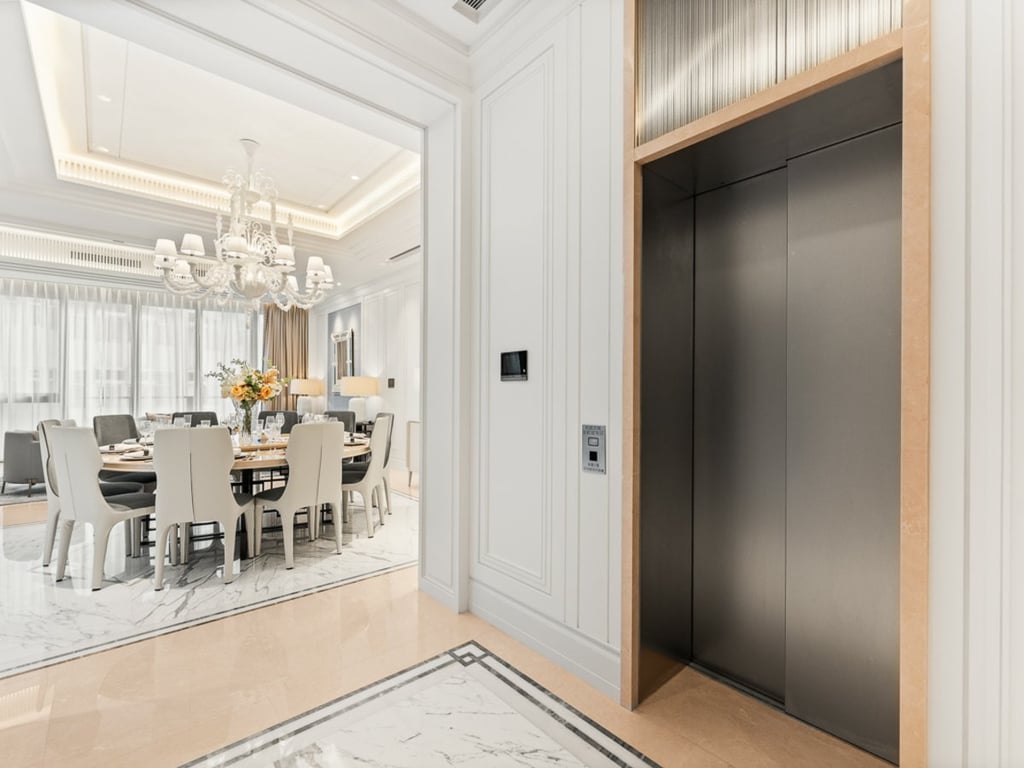 https://img.propertyraptor.com/cdn-cgi/imagedelivery/KD5bF_AFL0JDTbKLWF7z9g/ap8/ap8_001/hornet/prp/img/654c67cb7cd8acd4638f38777621ad29-wtm.jpg/public