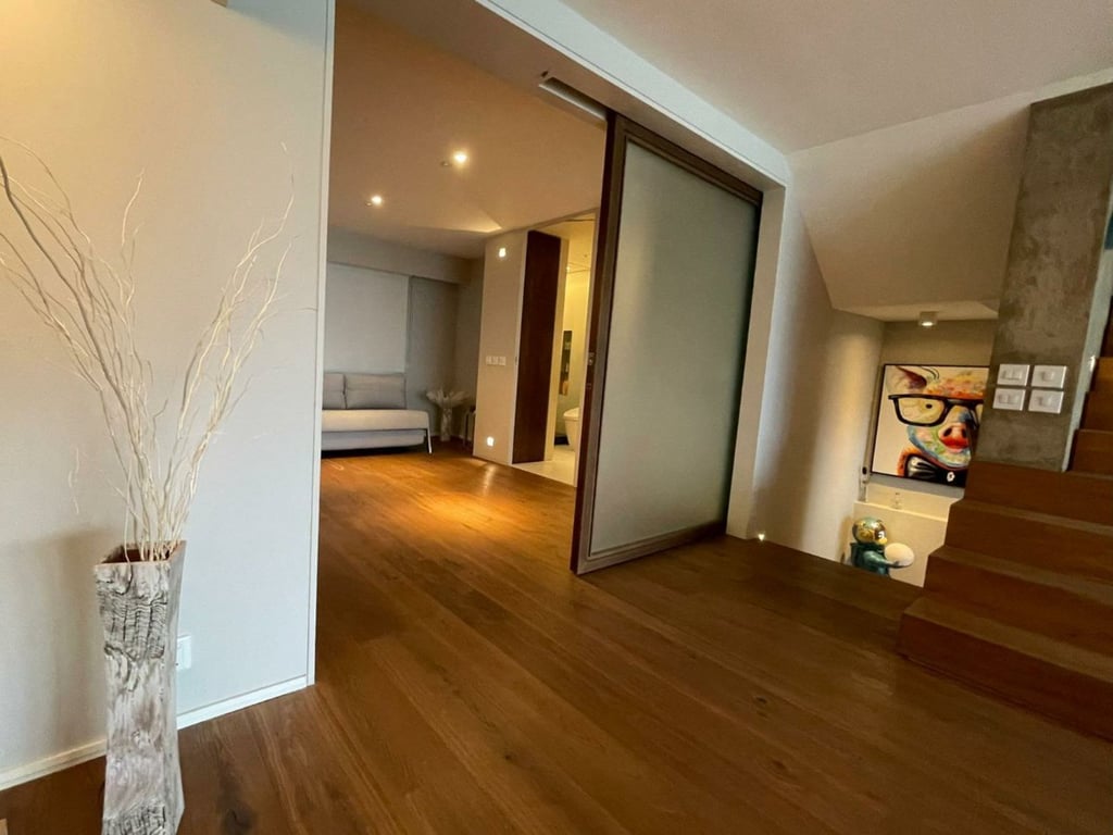 https://img.propertyraptor.com/cdn-cgi/imagedelivery/KD5bF_AFL0JDTbKLWF7z9g/ap8/ap8_001/hornet/prp/img/65d54a7f1064903cda74830aef5f58c9-wtm.jpg/public