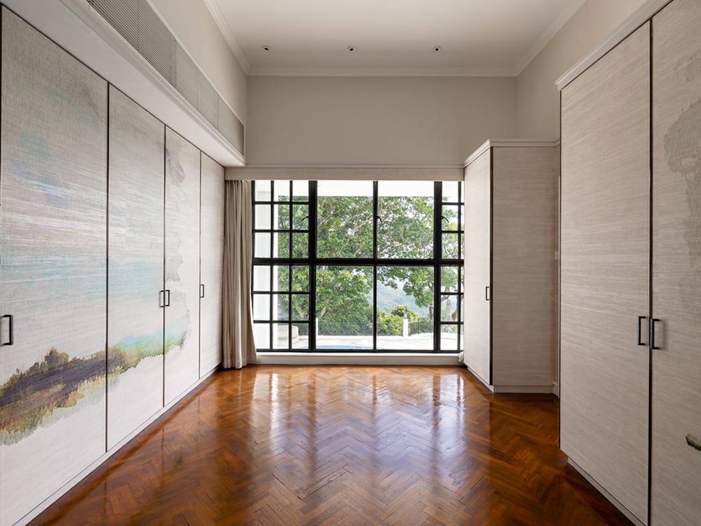 https://img.propertyraptor.com/cdn-cgi/imagedelivery/KD5bF_AFL0JDTbKLWF7z9g/ap8/ap8_001/hornet/prp/img/6663e900c1bcb970b085765f4e5c9f35.jpg/public