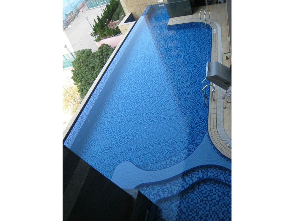 https://img.propertyraptor.com/cdn-cgi/imagedelivery/KD5bF_AFL0JDTbKLWF7z9g/ap8/ap8_001/hornet/prp/img/66655f50a423a4f4fcb30a2768581374.jpg/public