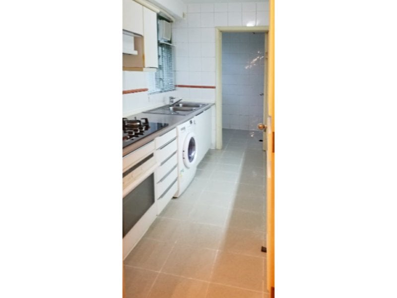 https://img.propertyraptor.com/cdn-cgi/imagedelivery/KD5bF_AFL0JDTbKLWF7z9g/ap8/ap8_001/hornet/prp/img/6695b20cb262c34159edf394c4ece2f7.jpg/public