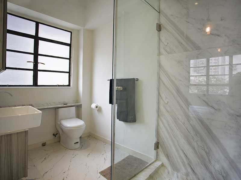 https://img.propertyraptor.com/cdn-cgi/imagedelivery/KD5bF_AFL0JDTbKLWF7z9g/ap8/ap8_001/hornet/prp/img/66d320fdad62fb103a2d5ca0bf331b2e.jpg/public