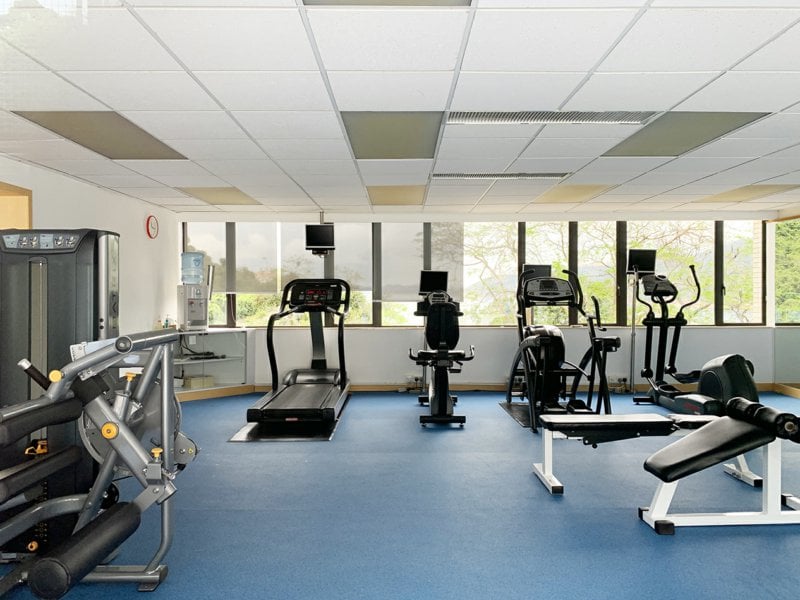 https://img.propertyraptor.com/cdn-cgi/imagedelivery/KD5bF_AFL0JDTbKLWF7z9g/ap8/ap8_001/hornet/prp/img/66d74ef637d6eccd6c4e97c212c793b8.jpg/public