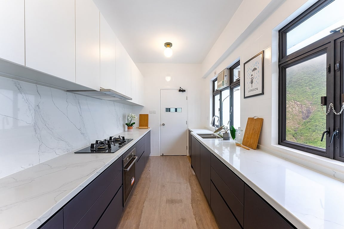 Repulse Bay Apartments