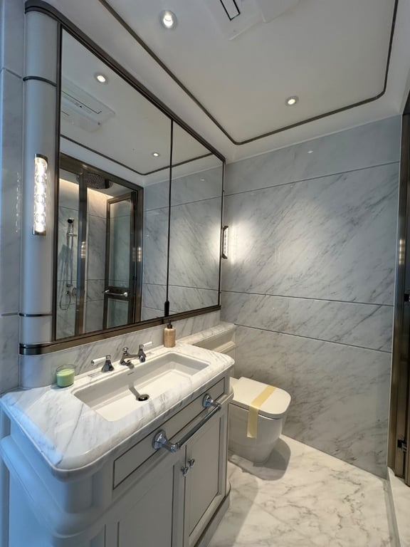 https://img.propertyraptor.com/cdn-cgi/imagedelivery/KD5bF_AFL0JDTbKLWF7z9g/ap8/ap8_001/hornet/prp/img/6702150aed2de1a351bea388021ca2f9-wtm.jpg/public