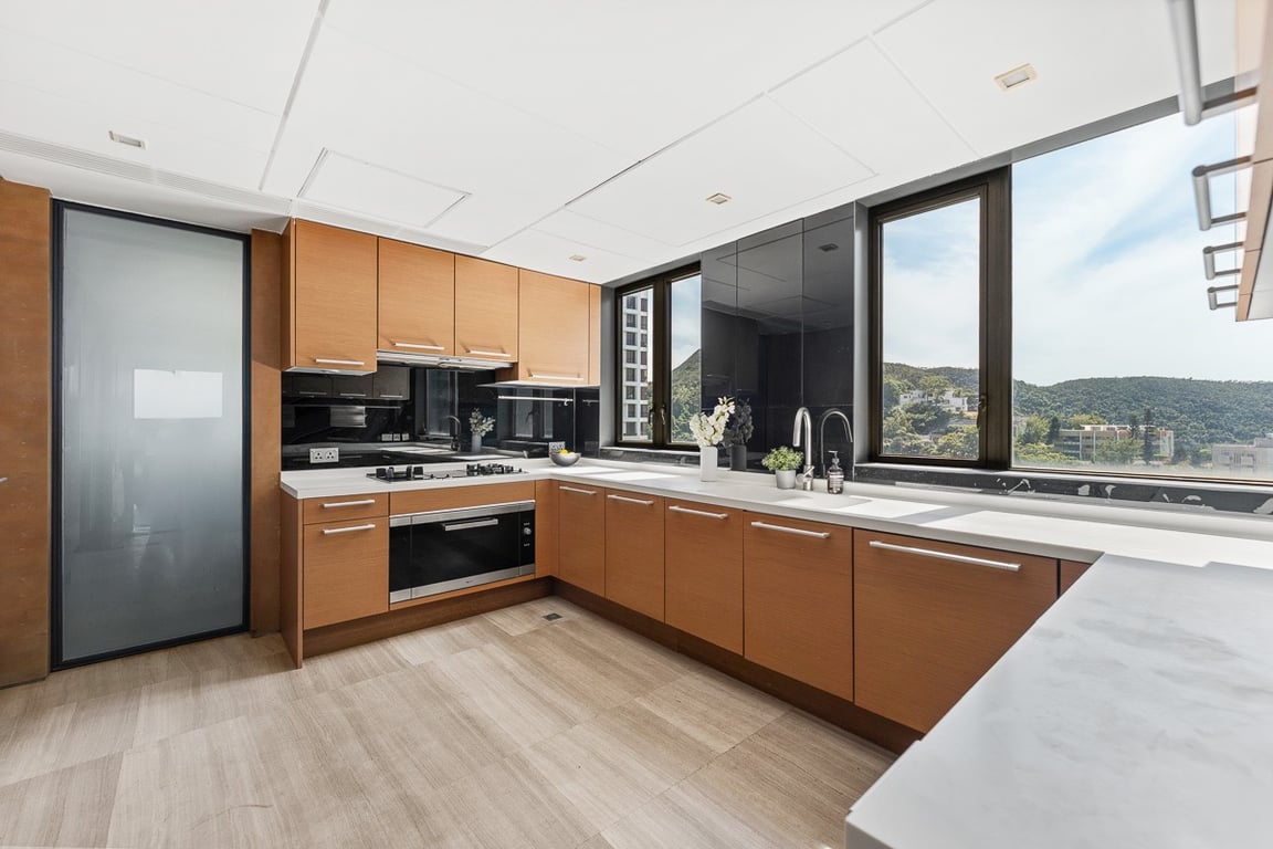 https://img.propertyraptor.com/cdn-cgi/imagedelivery/KD5bF_AFL0JDTbKLWF7z9g/ap8/ap8_001/hornet/prp/img/671243c418ed9e13dde1bc067dd3d297-wtm.jpg/public