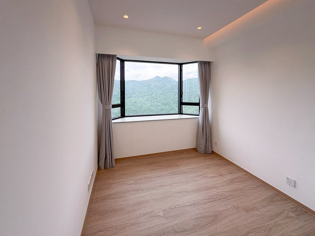 https://img.propertyraptor.com/cdn-cgi/imagedelivery/KD5bF_AFL0JDTbKLWF7z9g/ap8/ap8_001/hornet/prp/img/67729544355269ee4147931556cb23e0-wtm.jpg/public