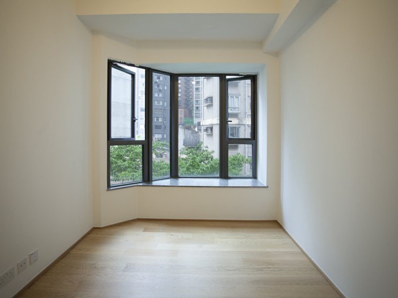 https://img.propertyraptor.com/cdn-cgi/imagedelivery/KD5bF_AFL0JDTbKLWF7z9g/ap8/ap8_001/hornet/prp/img/68b3e63048f3c10e68a722bd869e2a7a.jpg/public