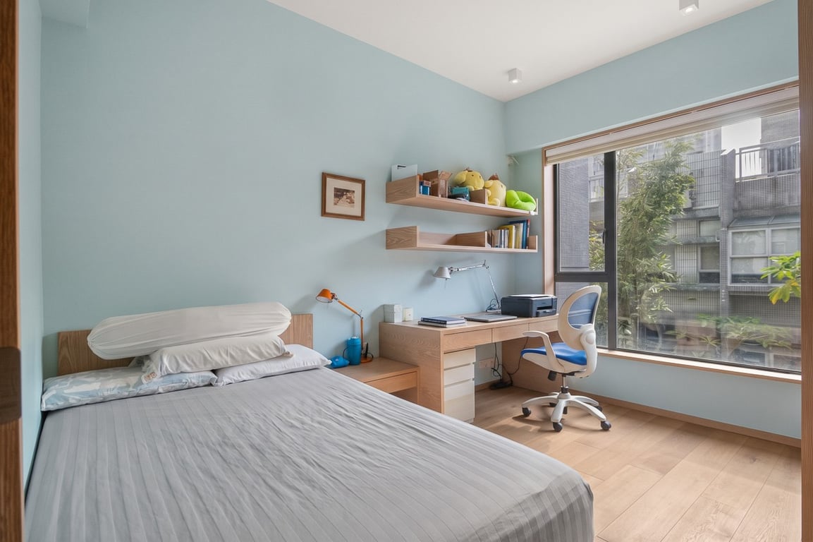 https://img.propertyraptor.com/cdn-cgi/imagedelivery/KD5bF_AFL0JDTbKLWF7z9g/ap8/ap8_001/hornet/prp/img/68d92dcd5106b5e23897f7a335327c6e-wtm.jpg/public
