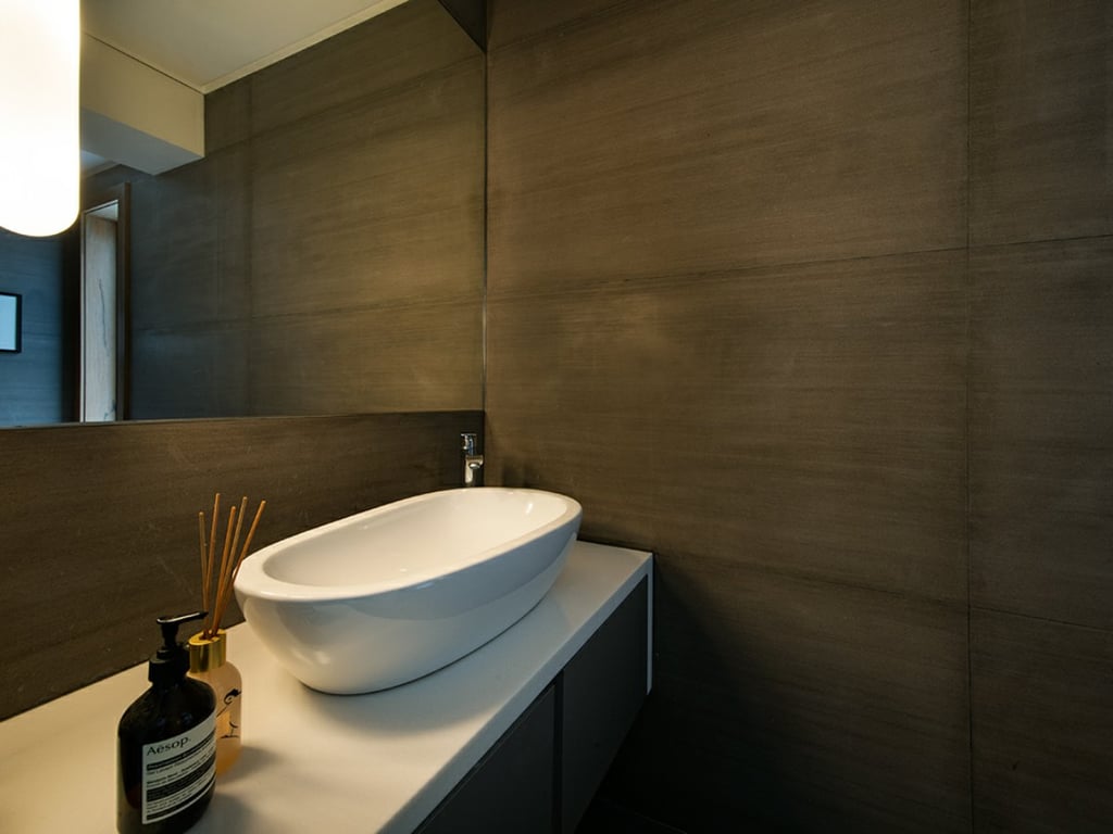 https://img.propertyraptor.com/cdn-cgi/imagedelivery/KD5bF_AFL0JDTbKLWF7z9g/ap8/ap8_001/hornet/prp/img/6924ef84533140761dc73ed449cd9e4c.jpg/public