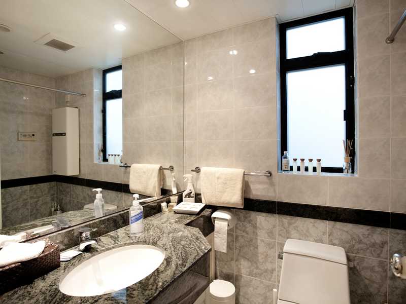 https://img.propertyraptor.com/cdn-cgi/imagedelivery/KD5bF_AFL0JDTbKLWF7z9g/ap8/ap8_001/hornet/prp/img/692558904346779a04fdec8b3625b226.jpg/public