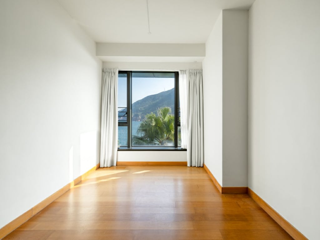 https://img.propertyraptor.com/cdn-cgi/imagedelivery/KD5bF_AFL0JDTbKLWF7z9g/ap8/ap8_001/hornet/prp/img/695664da2f155ee637603d90614e7323.jpg/public