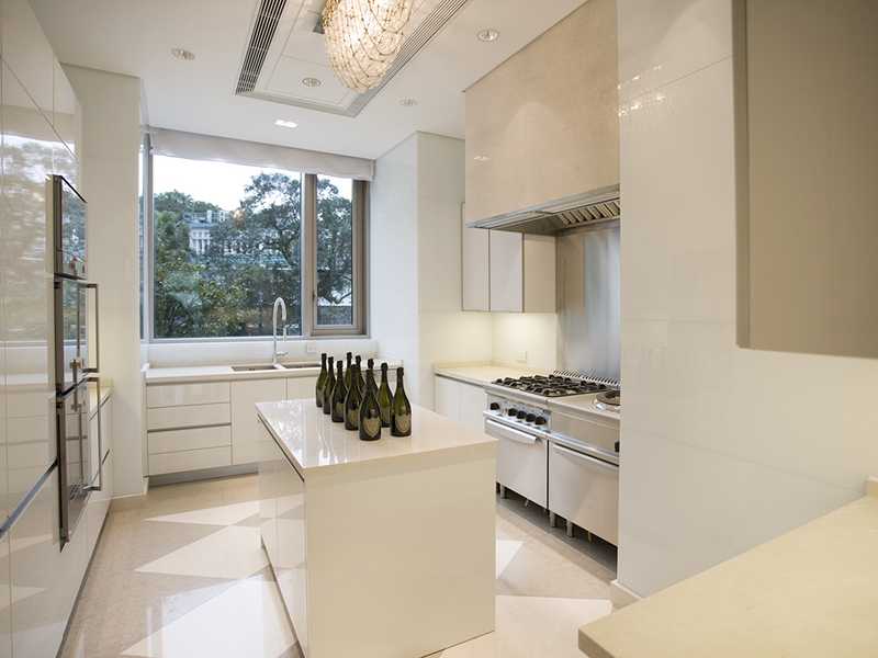 https://img.propertyraptor.com/cdn-cgi/imagedelivery/KD5bF_AFL0JDTbKLWF7z9g/ap8/ap8_001/hornet/prp/img/69b16e0ed13596d84a0f9aed42c90796.jpg/public