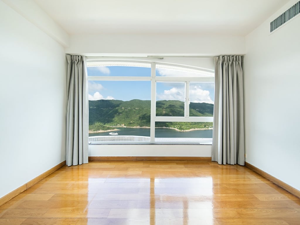 https://img.propertyraptor.com/cdn-cgi/imagedelivery/KD5bF_AFL0JDTbKLWF7z9g/ap8/ap8_001/hornet/prp/img/69b5992cf1acab9796288a59a062c234.jpg/public