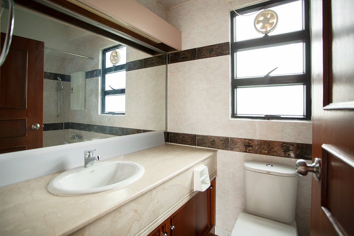 https://img.propertyraptor.com/cdn-cgi/imagedelivery/KD5bF_AFL0JDTbKLWF7z9g/ap8/ap8_001/hornet/prp/img/69f142f45637d8687a90cce142bbbf2f-wtm.jpg/public