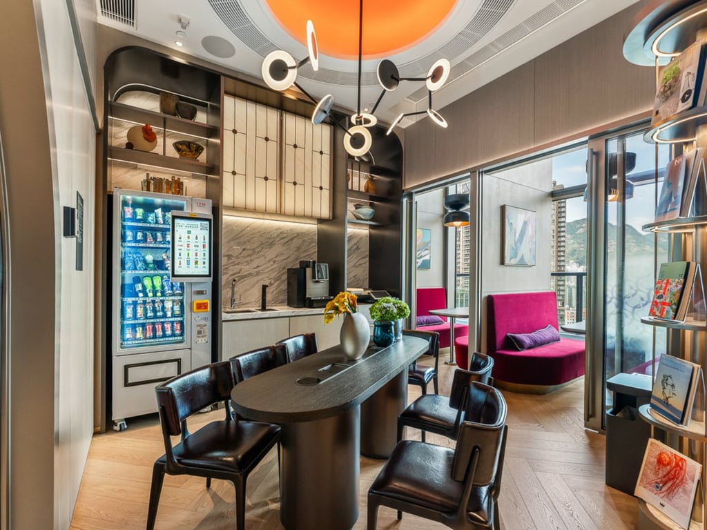 https://img.propertyraptor.com/cdn-cgi/imagedelivery/KD5bF_AFL0JDTbKLWF7z9g/ap8/ap8_001/hornet/prp/img/6a8010bc59d203f1045c43ad95041893-wtm.jpg/public