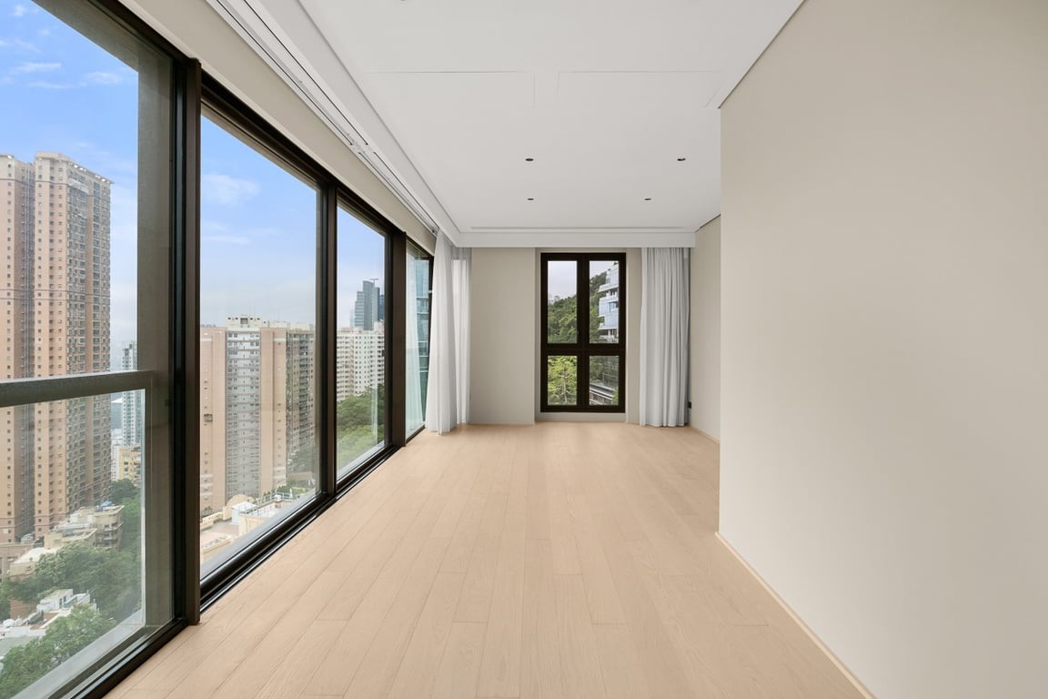 https://img.propertyraptor.com/cdn-cgi/imagedelivery/KD5bF_AFL0JDTbKLWF7z9g/ap8/ap8_001/hornet/prp/img/6b0c7499c686e5e62f78d0e27229a51d-wtm.jpg/public