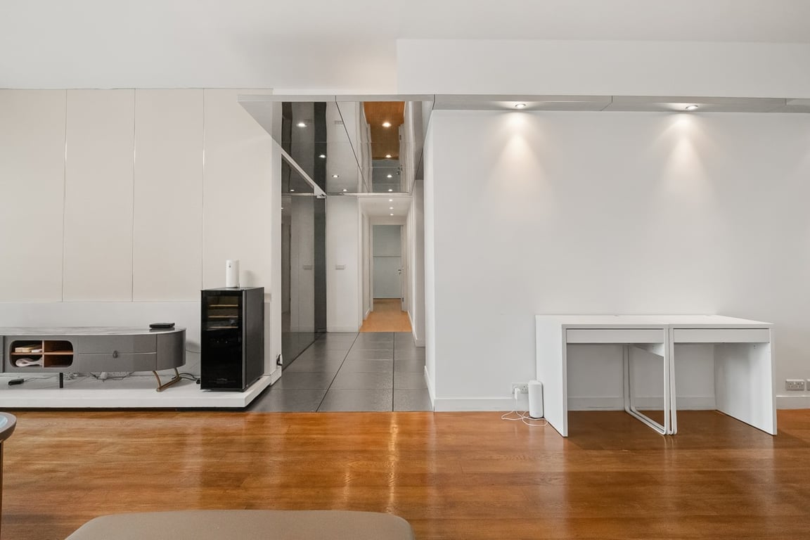 11 Macdonnell Road