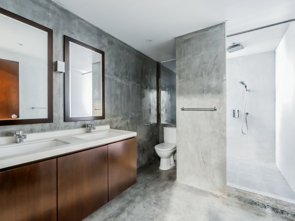 https://img.propertyraptor.com/cdn-cgi/imagedelivery/KD5bF_AFL0JDTbKLWF7z9g/ap8/ap8_001/hornet/prp/img/6b400eeeffba085a0128faf6352694e8.jpg/public