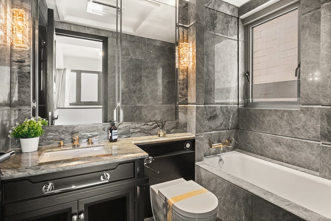 https://img.propertyraptor.com/cdn-cgi/imagedelivery/KD5bF_AFL0JDTbKLWF7z9g/ap8/ap8_001/hornet/prp/img/6b493066ce093b9964e9a1d375a4adc9-wtm.jpg/public