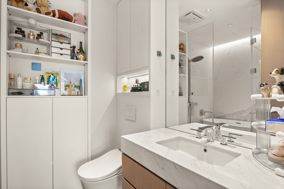 https://img.propertyraptor.com/cdn-cgi/imagedelivery/KD5bF_AFL0JDTbKLWF7z9g/ap8/ap8_001/hornet/prp/img/6be0450ac5730727725516e365e843ab-wtm.jpg/public