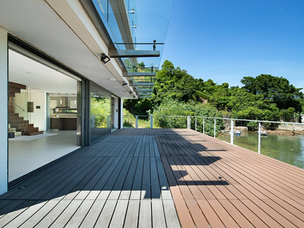 https://img.propertyraptor.com/cdn-cgi/imagedelivery/KD5bF_AFL0JDTbKLWF7z9g/ap8/ap8_001/hornet/prp/img/6c65a0ab5c49c1976e3a9526688afbea.jpg/public