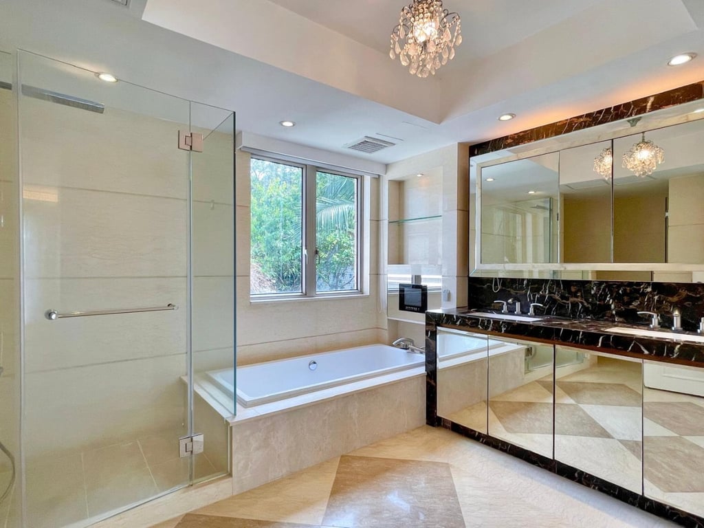 https://img.propertyraptor.com/cdn-cgi/imagedelivery/KD5bF_AFL0JDTbKLWF7z9g/ap8/ap8_001/hornet/prp/img/6caa332fbd5b00cfbbed667c25a219f2-wtm.jpg/public