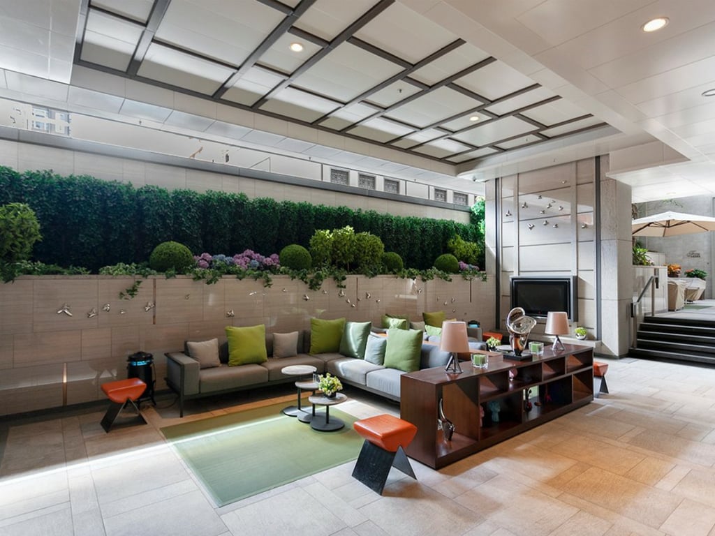 https://img.propertyraptor.com/cdn-cgi/imagedelivery/KD5bF_AFL0JDTbKLWF7z9g/ap8/ap8_001/hornet/prp/img/6cb5766212810b19bc6674e3e02d4feb.jpg/public