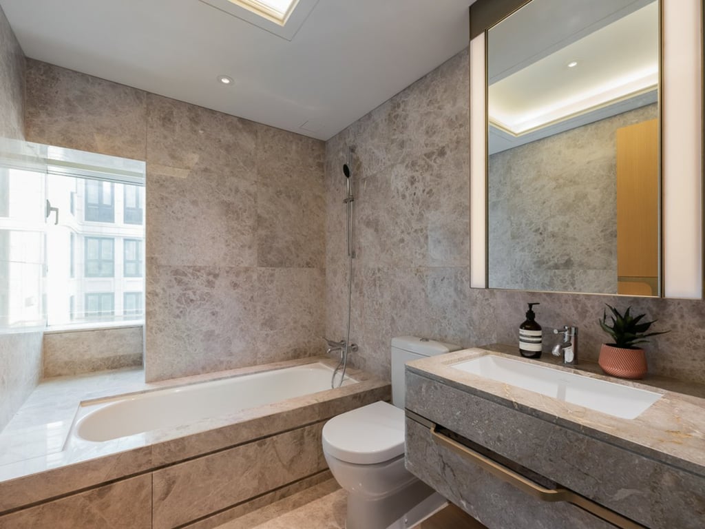https://img.propertyraptor.com/cdn-cgi/imagedelivery/KD5bF_AFL0JDTbKLWF7z9g/ap8/ap8_001/hornet/prp/img/6cd6a870115f4e26bcf84ecc33455938.jpg/public