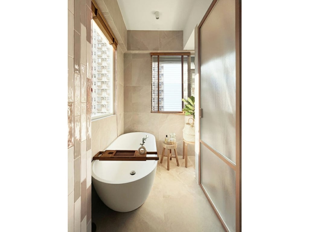 https://img.propertyraptor.com/cdn-cgi/imagedelivery/KD5bF_AFL0JDTbKLWF7z9g/ap8/ap8_001/hornet/prp/img/6d5953ae232c1c92240930dd28cbc2a1.jpg/public