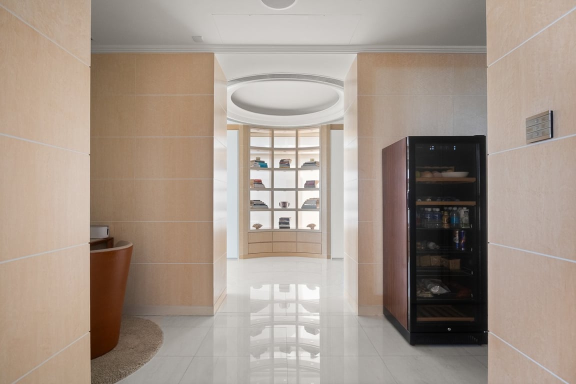 https://img.propertyraptor.com/cdn-cgi/imagedelivery/KD5bF_AFL0JDTbKLWF7z9g/ap8/ap8_001/hornet/prp/img/6d79485e73d178d73135edd3264471a0-wtm.jpg/public